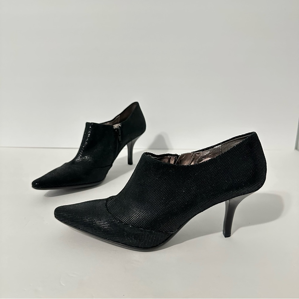 Calvin Klein Ankle Booties Womens 6 Black Pointed Toe Shooties Office Corpcore